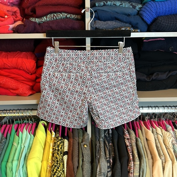 J Crew white/navy/pink print shorts size 0​ - Picture 3 of 3